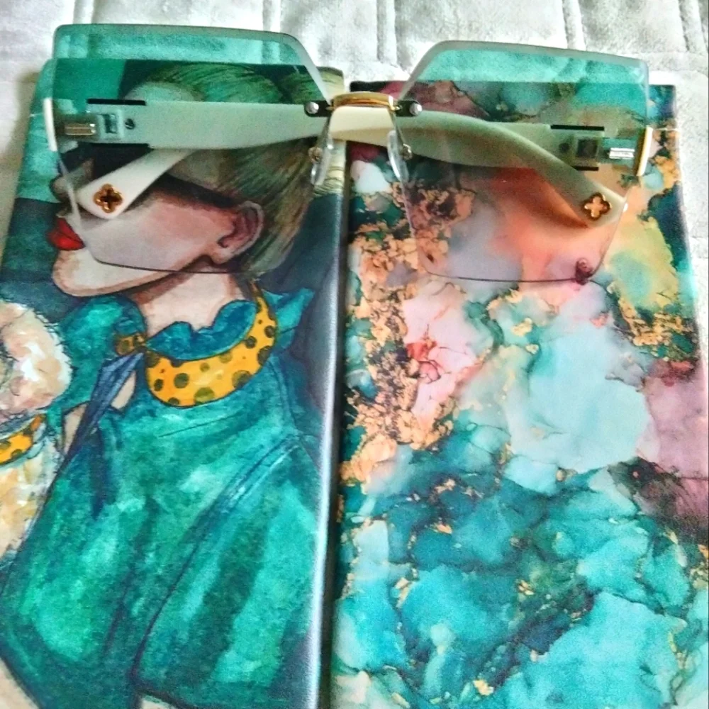 3 pc. Glam Sunglasses set w/ombre large square lenses